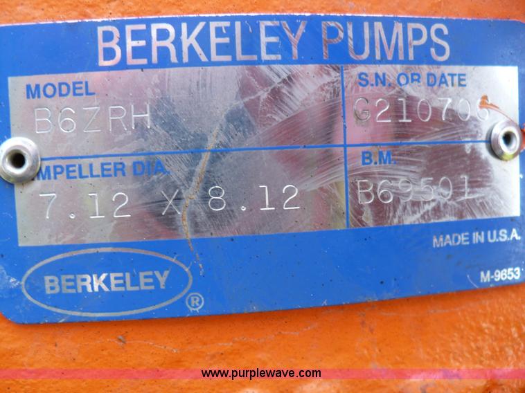 image for item 6043 2007 Duetz F4L914 4.3L eight cylinder diesel irrigation engine and pump