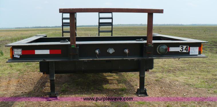 image for item 6045 2009 combine trailer