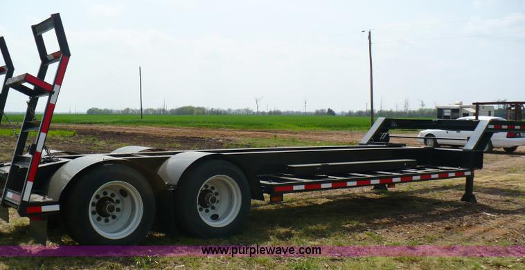 image for item 6045 2009 combine trailer