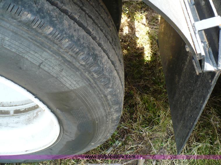 image for item 6045 2009 combine trailer