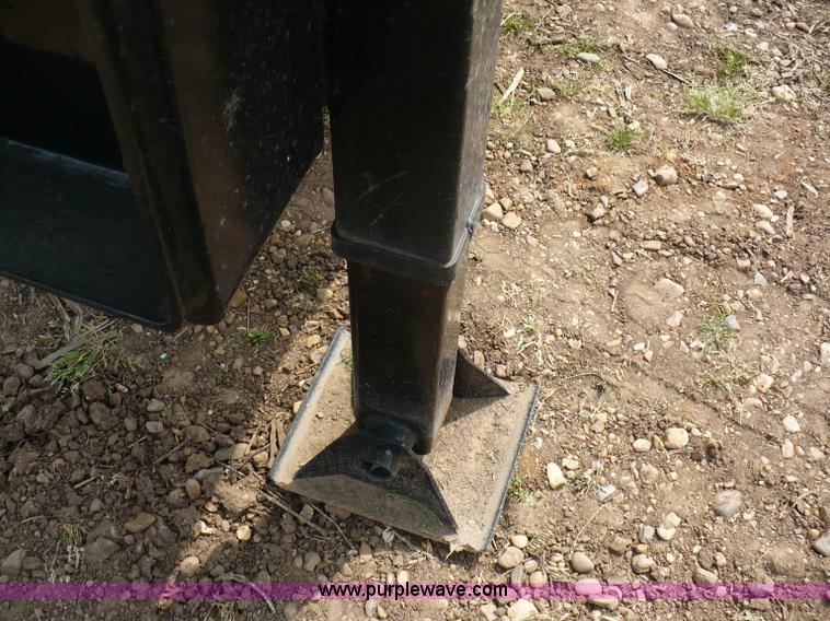 image for item 6045 2009 combine trailer