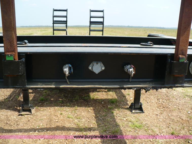 image for item 6045 2009 combine trailer