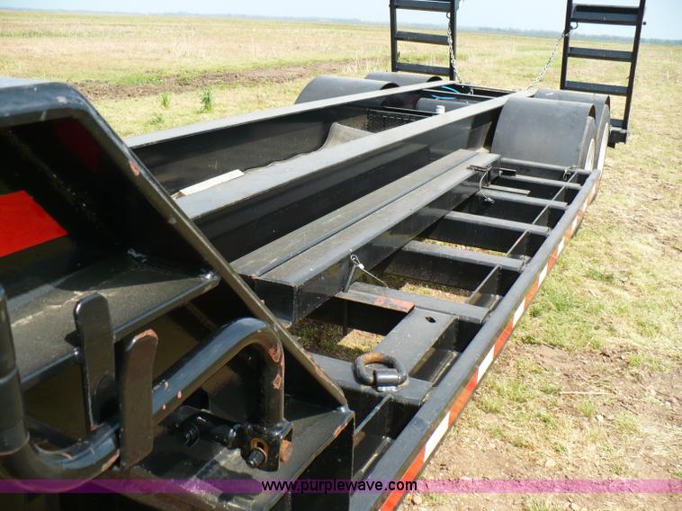 image for item 6045 2009 combine trailer