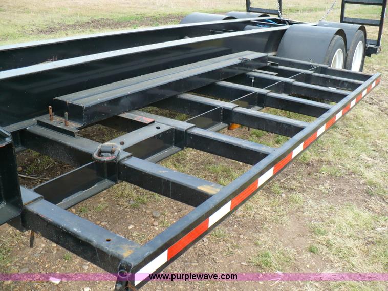 image for item 6045 2009 combine trailer