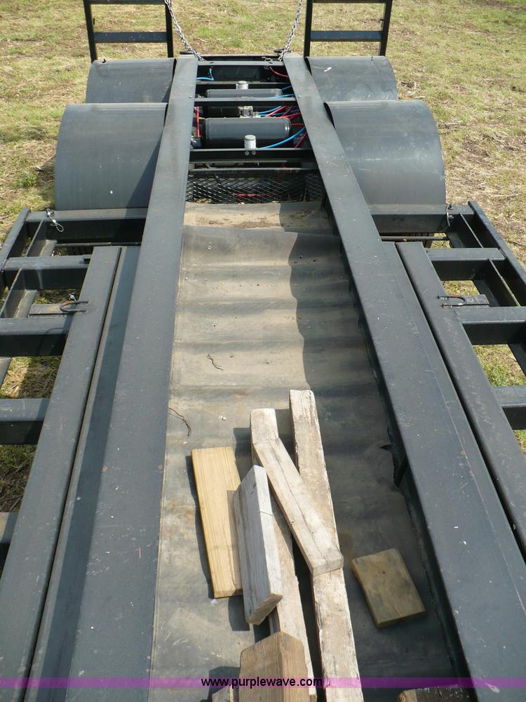 image for item 6045 2009 combine trailer