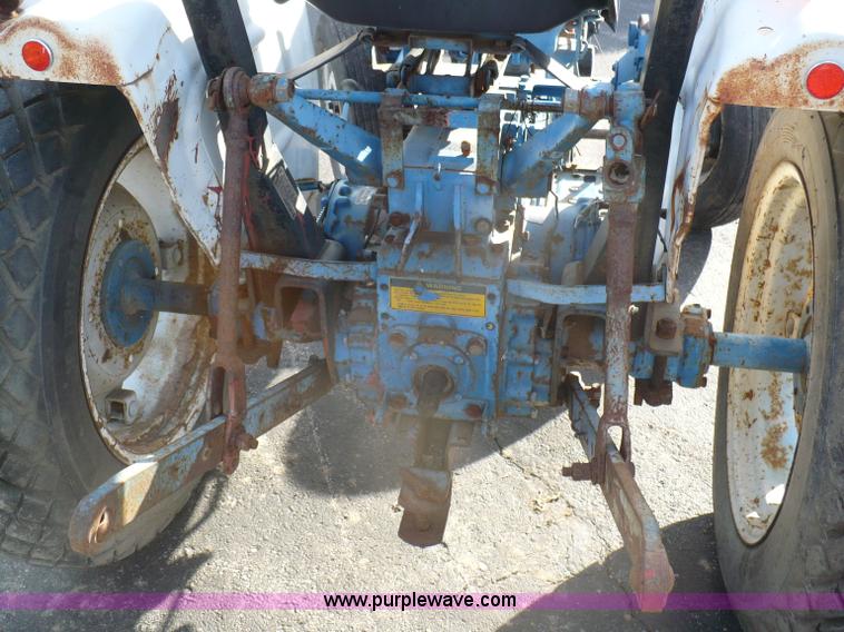 image for item 6076 1984 Ford 1710 4WD tractor