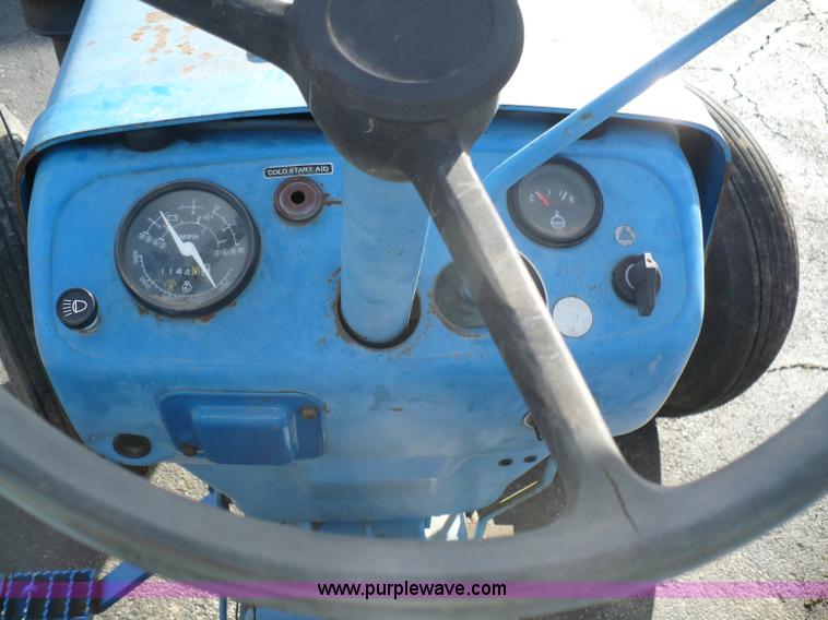 image for item 6076 1984 Ford 1710 4WD tractor