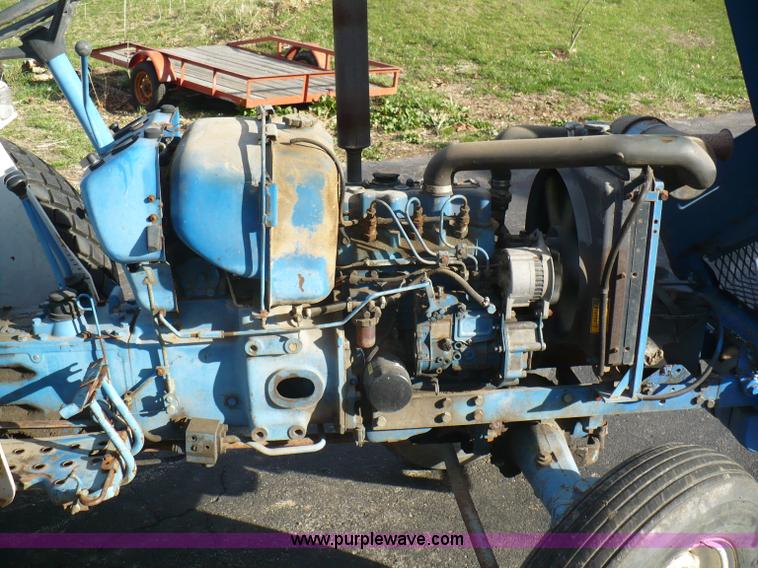 image for item 6076 1984 Ford 1710 4WD tractor