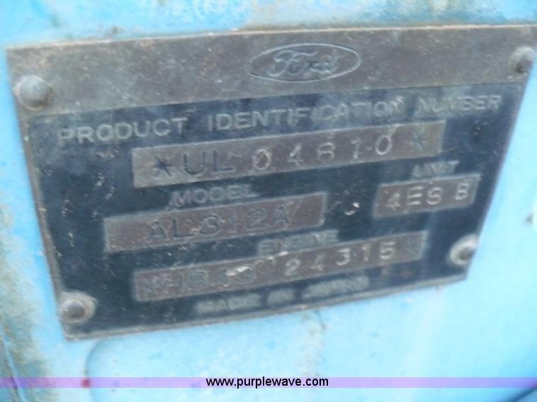 image for item 6076 1984 Ford 1710 4WD tractor