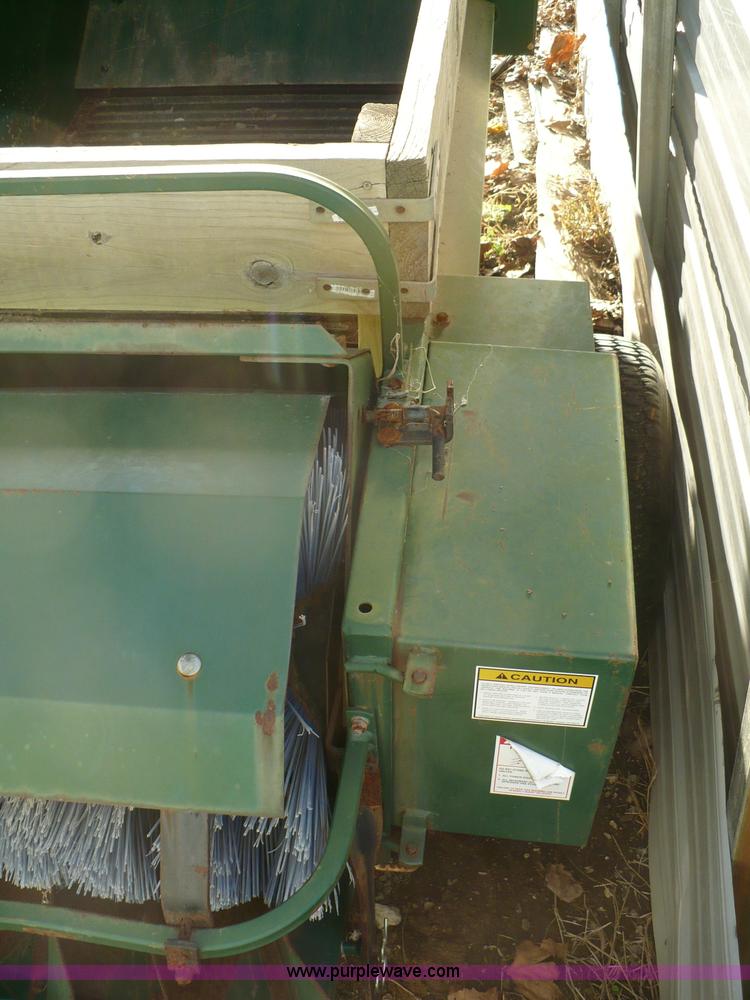 image for item 6078 Millcreek Turf 50TD manure spreader