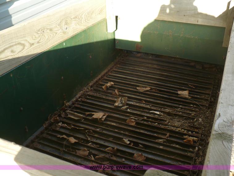 image for item 6078 Millcreek Turf 50TD manure spreader