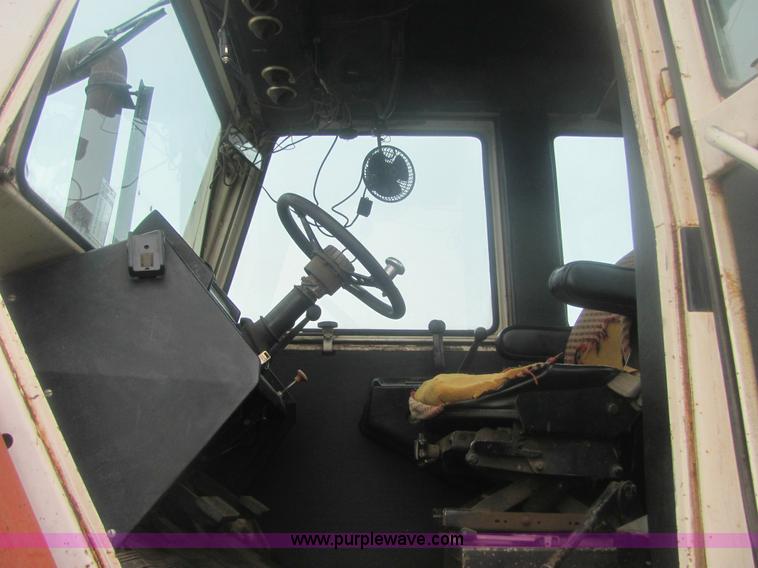 image for item 6124 1980 Case 4890 4WD tractor