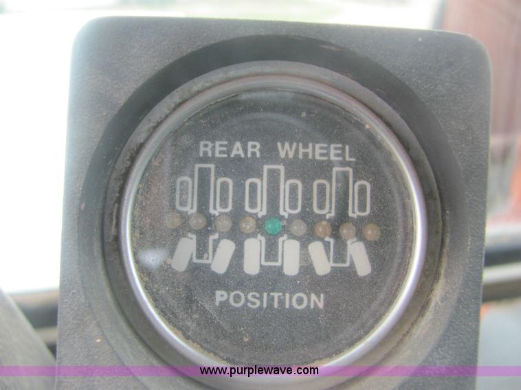 image for item 6124 1980 Case 4890 4WD tractor