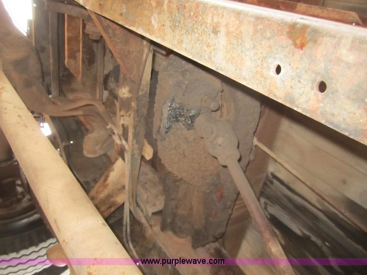 image for item 6342 1960 Chevrolet 60 Viking flatbed truck