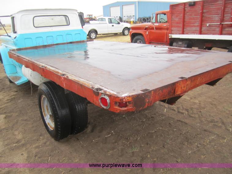 image for item 6342 1960 Chevrolet 60 Viking flatbed truck