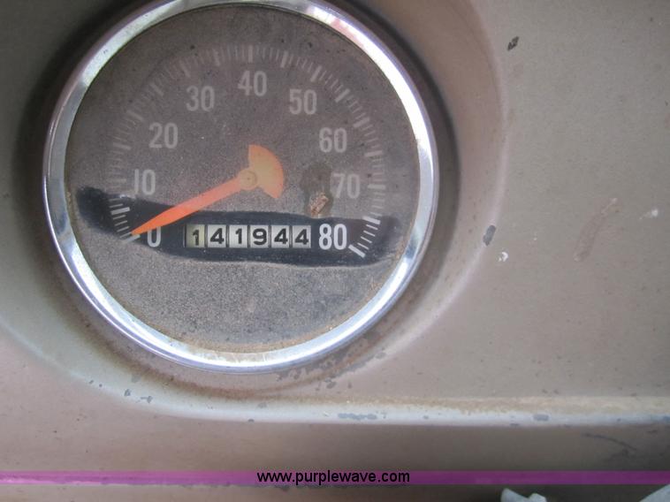 image for item 6344 1966 International CO 400 dump truck