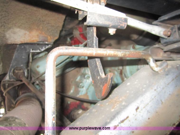 image for item 6344 1966 International CO 400 dump truck