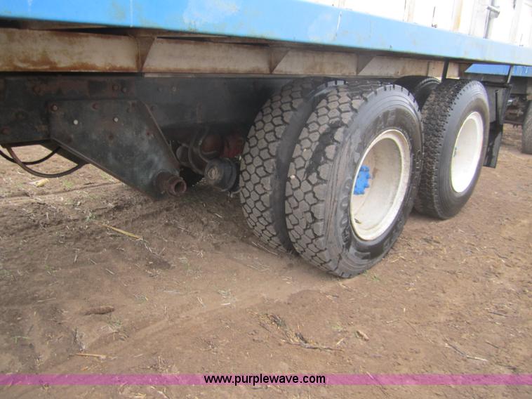 image for item 6344 1966 International CO 400 dump truck