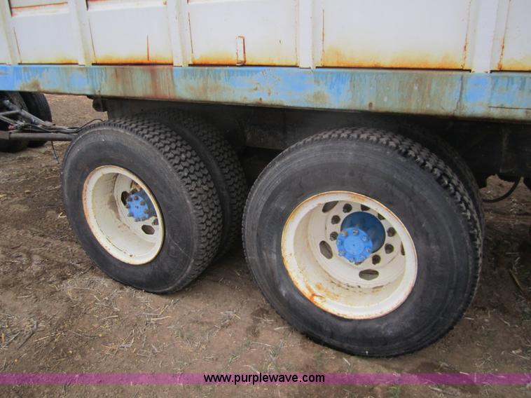 image for item 6344 1966 International CO 400 dump truck