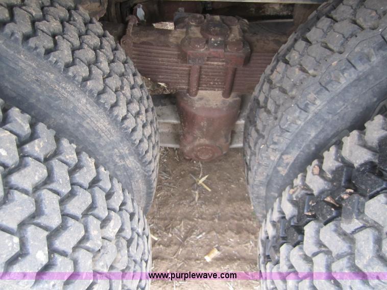 image for item 6344 1966 International CO 400 dump truck