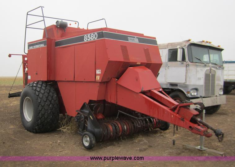 image for item 6346 Case IH 8580-A15 large square baler