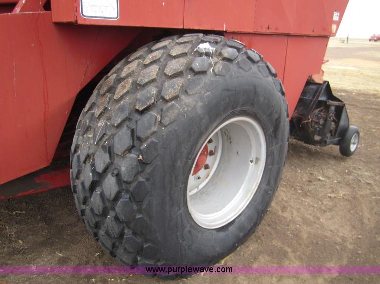 image for item 6346 Case IH 8580-A15 large square baler