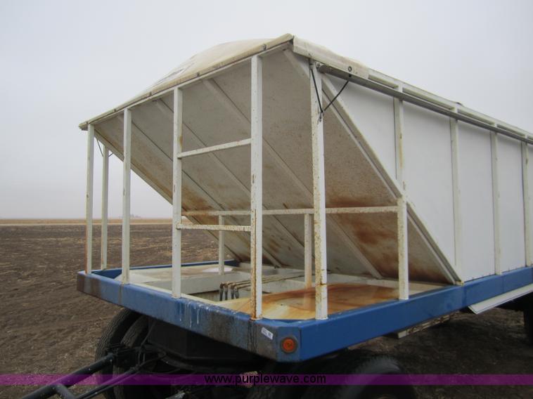 image for item 6357 Grain pup trailer