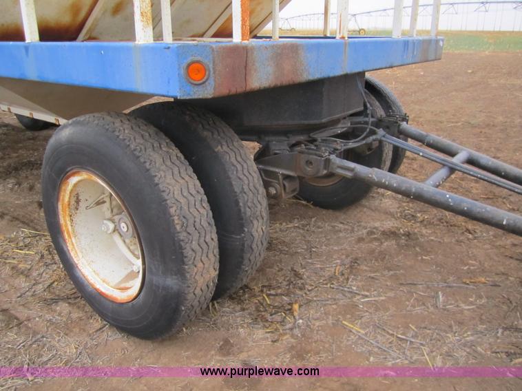 image for item 6357 Grain pup trailer