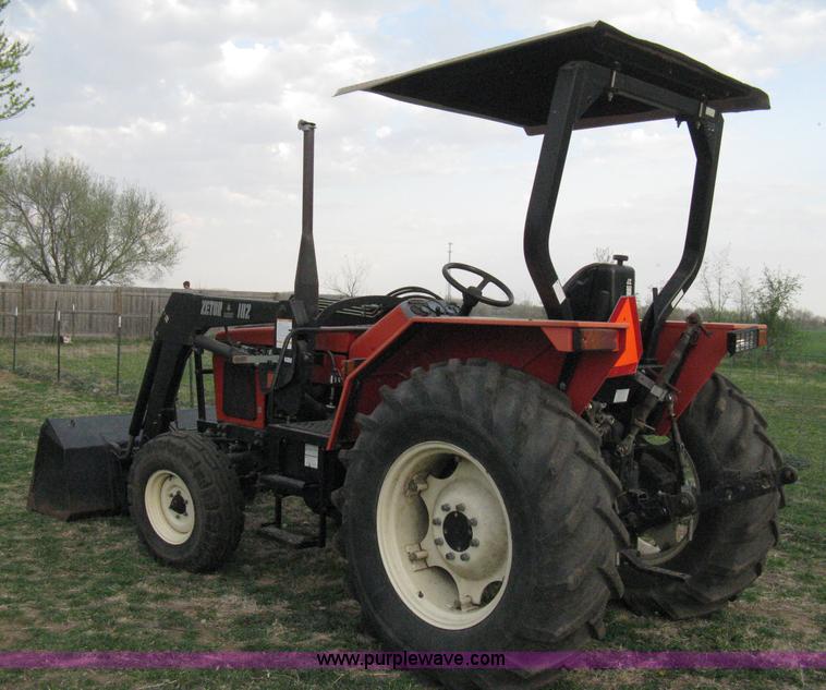 image for item 8114 Zetor 4320 tractor with loader