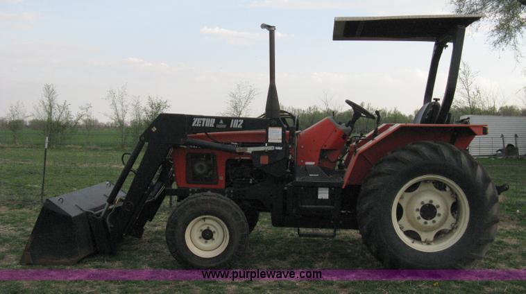 image for item 8114 Zetor 4320 tractor with loader