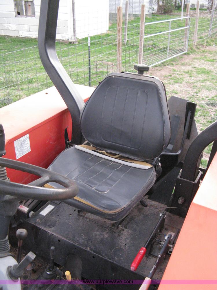 image for item 8114 Zetor 4320 tractor with loader