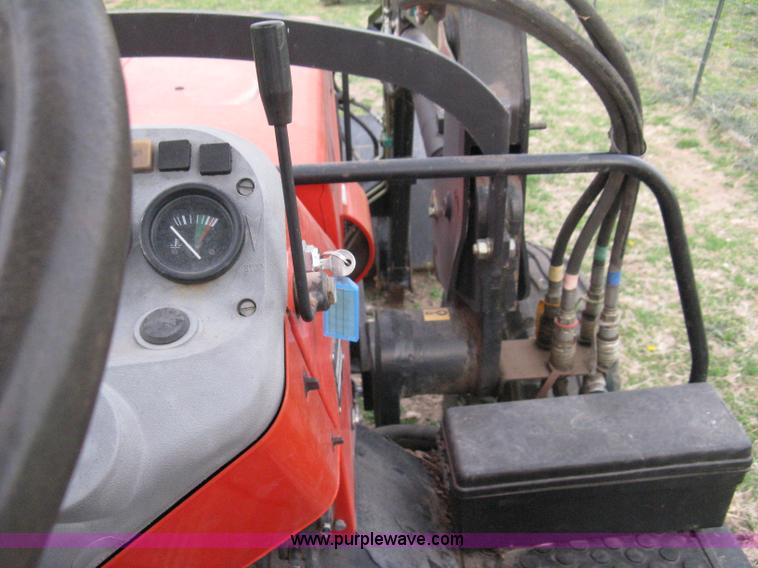 image for item 8114 Zetor 4320 tractor with loader