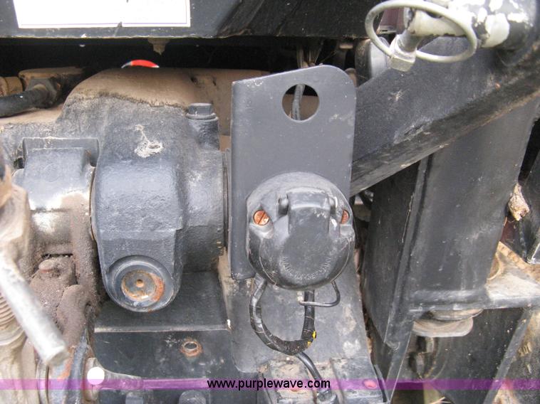 image for item 8114 Zetor 4320 tractor with loader