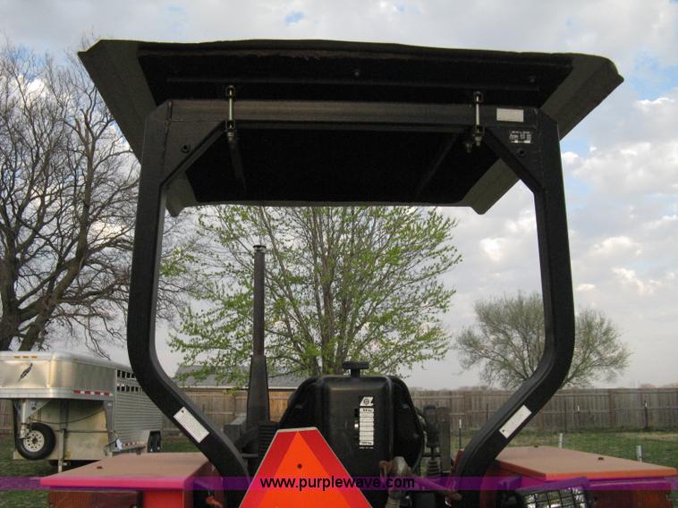 image for item 8114 Zetor 4320 tractor with loader