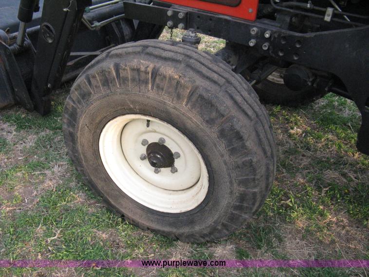 image for item 8114 Zetor 4320 tractor with loader