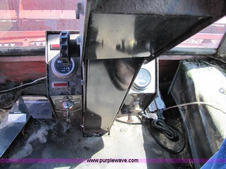 image for item 8744 Hesston 6455 self propelled swather