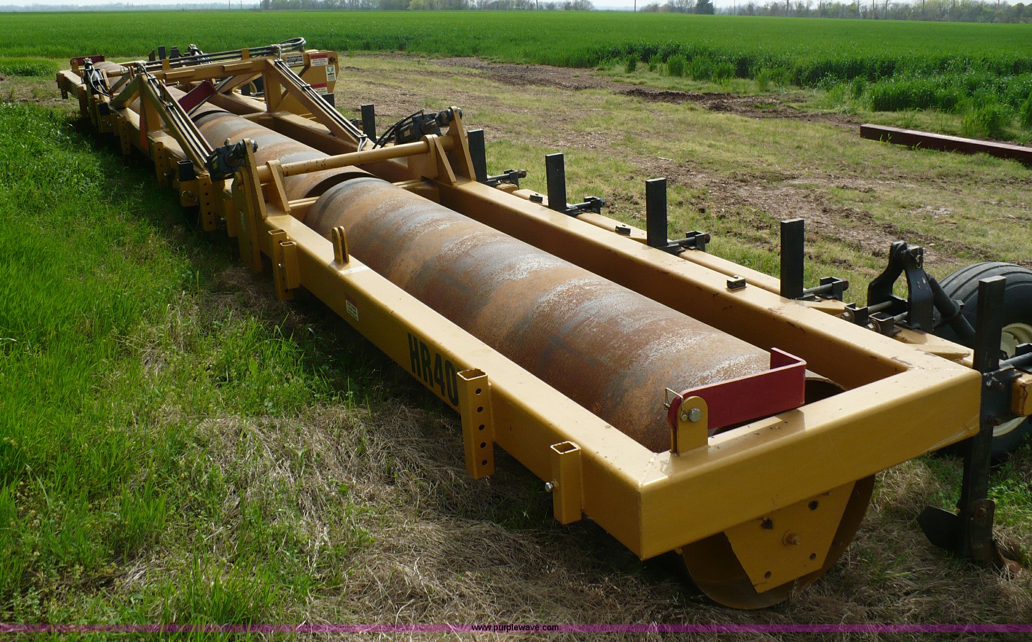 Brandt HR40F hipper roller in Fouke, AR Item 6047 sold Purple Wave