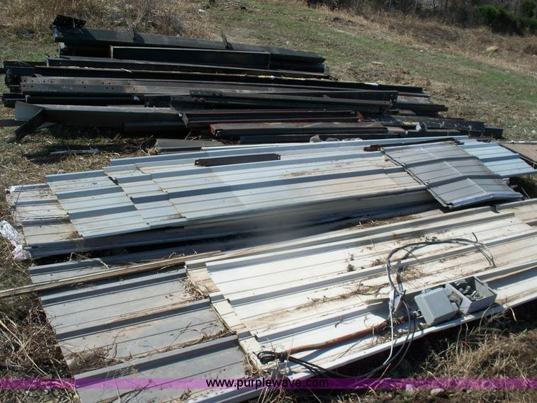 image for item 1337 30' x 40' x 12' metal building