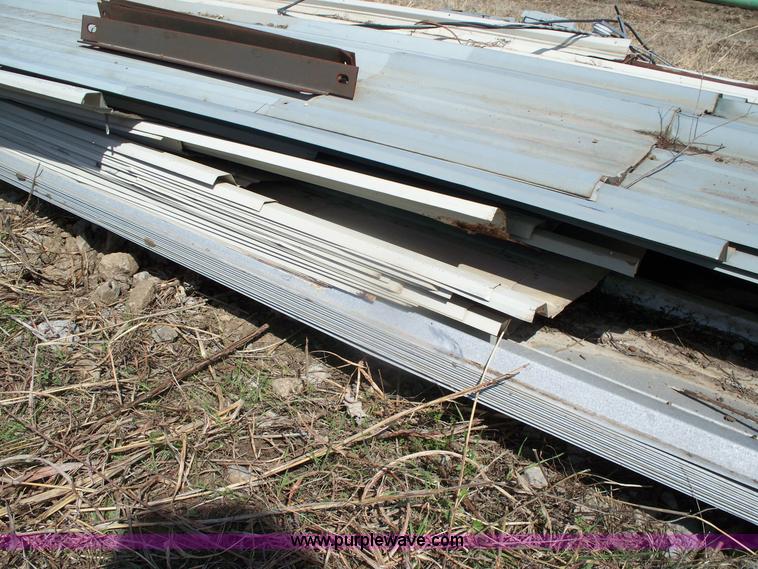 image for item 1337 30' x 40' x 12' metal building