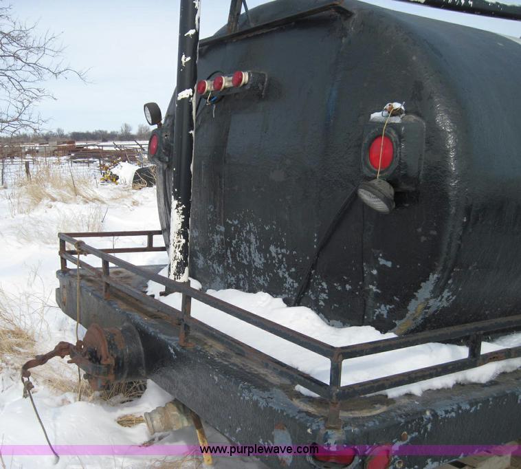 image for item 1961 Saltwater tanker, truck mount