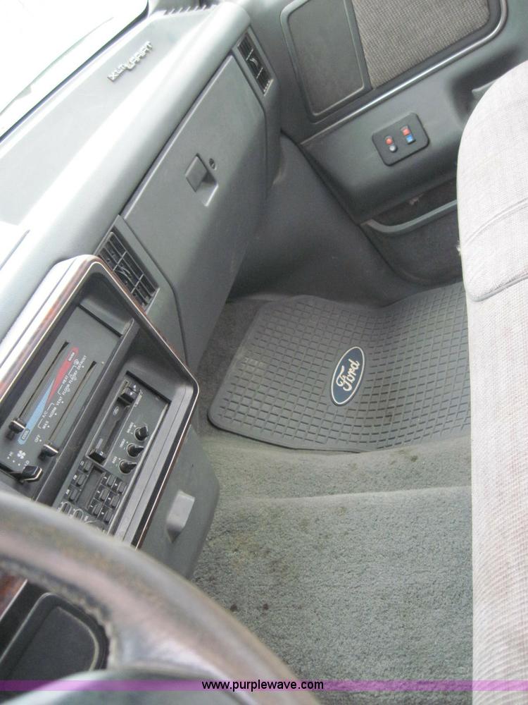 image for item 1978 1991 Ford F150 XLT Lariat pickup truck