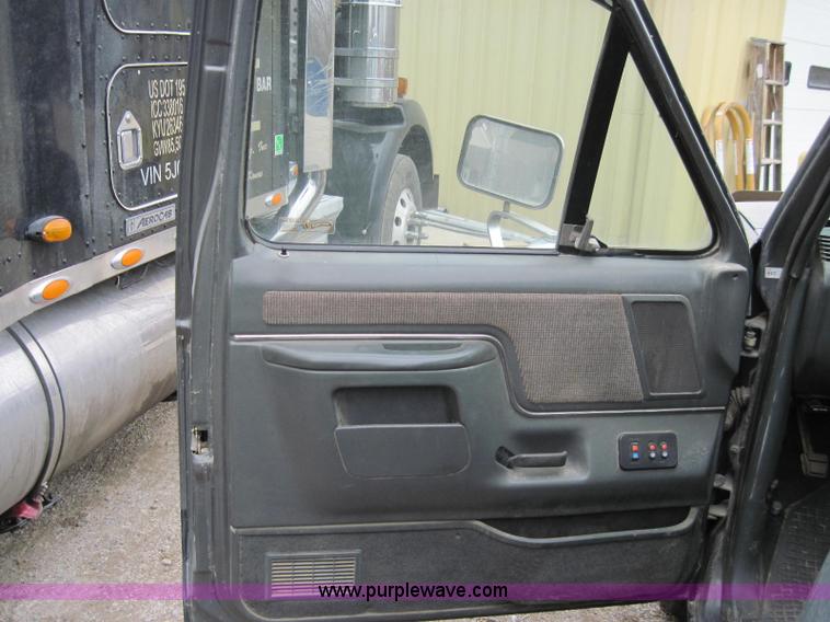 image for item 1978 1991 Ford F150 XLT Lariat pickup truck