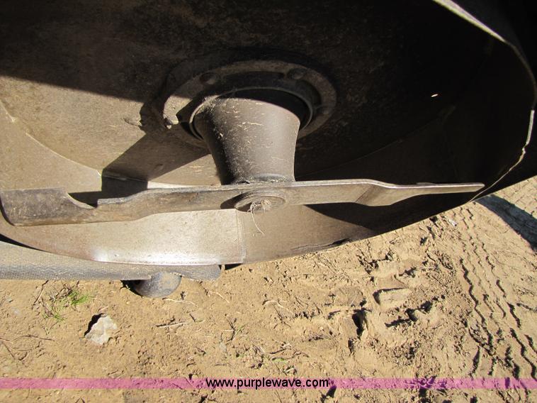 image for item 3539 2006 Grasshopper 727K zero turn 61" riding mower