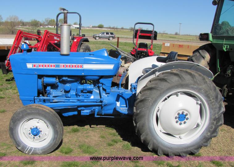 image for item 3540 1972 Ford 3000 tractor