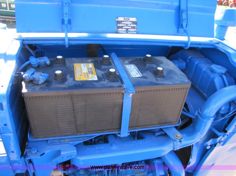 image for item 3540 1972 Ford 3000 tractor