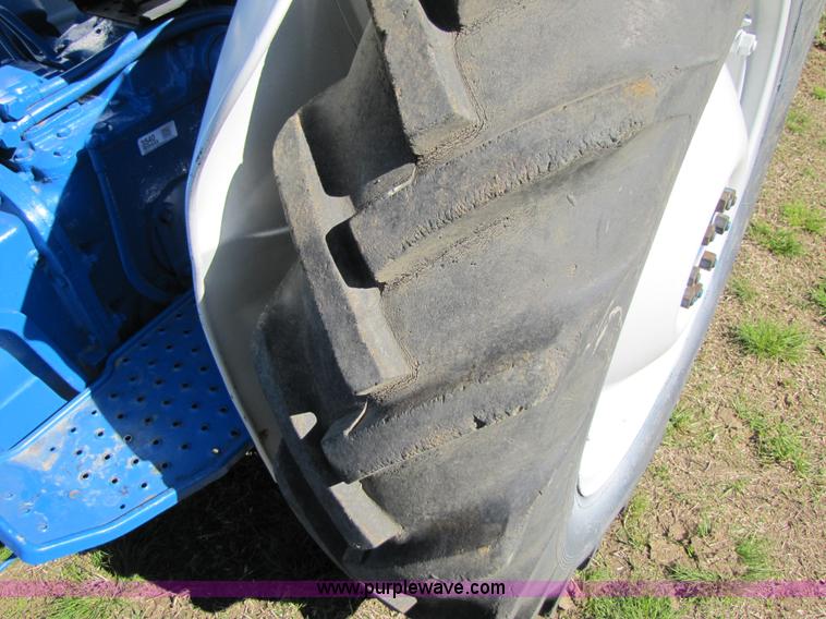 image for item 3540 1972 Ford 3000 tractor