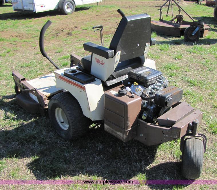 image for item 3541 1997 Grasshopper 616 zero turn 44" riding mower