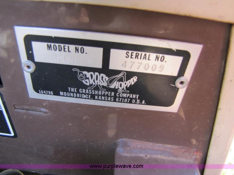 image for item 3541 1997 Grasshopper 616 zero turn 44" riding mower