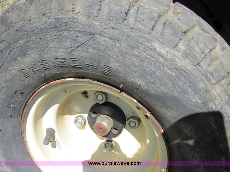 image for item 3541 1997 Grasshopper 616 zero turn 44" riding mower