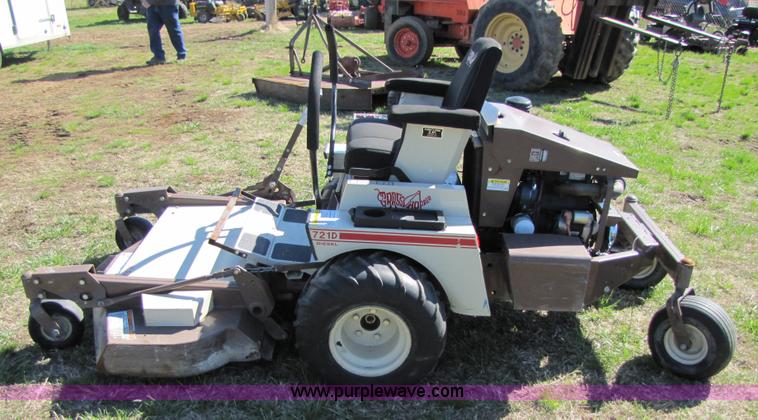 image for item 3542 2003 Grasshopper 721D zero turn 52" riding mower